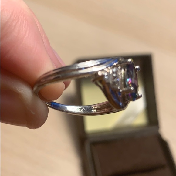 Sterling Silver Gemstone Ring - Picture 3 of 3